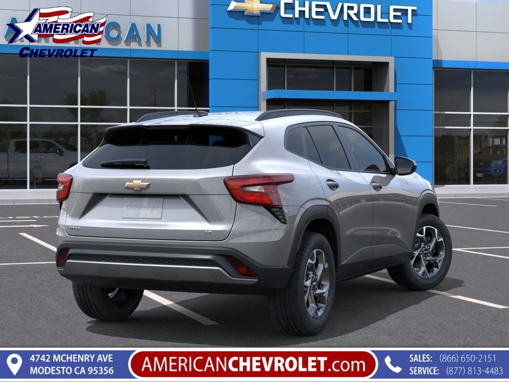 New 2026 Chevrolet Trax LT FWD image 5