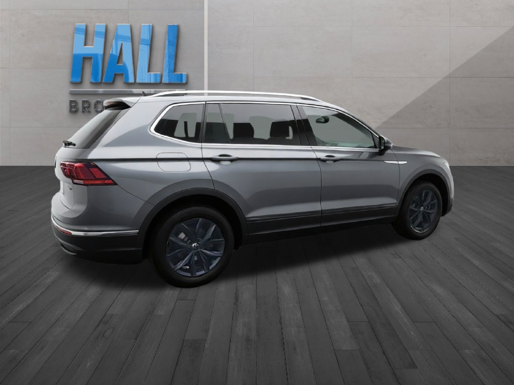 Certified 2024 Volkswagen Tiguan SE AWD/4WD image 7