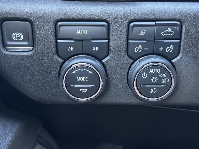 Used 2024 Chevrolet Silverado 1500 LTZ w/ Technology Package image 26