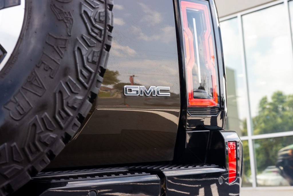 Used 2025 GMC Hummer EV 2X w/ Extreme Off-Road Package AWD/4WD image 17