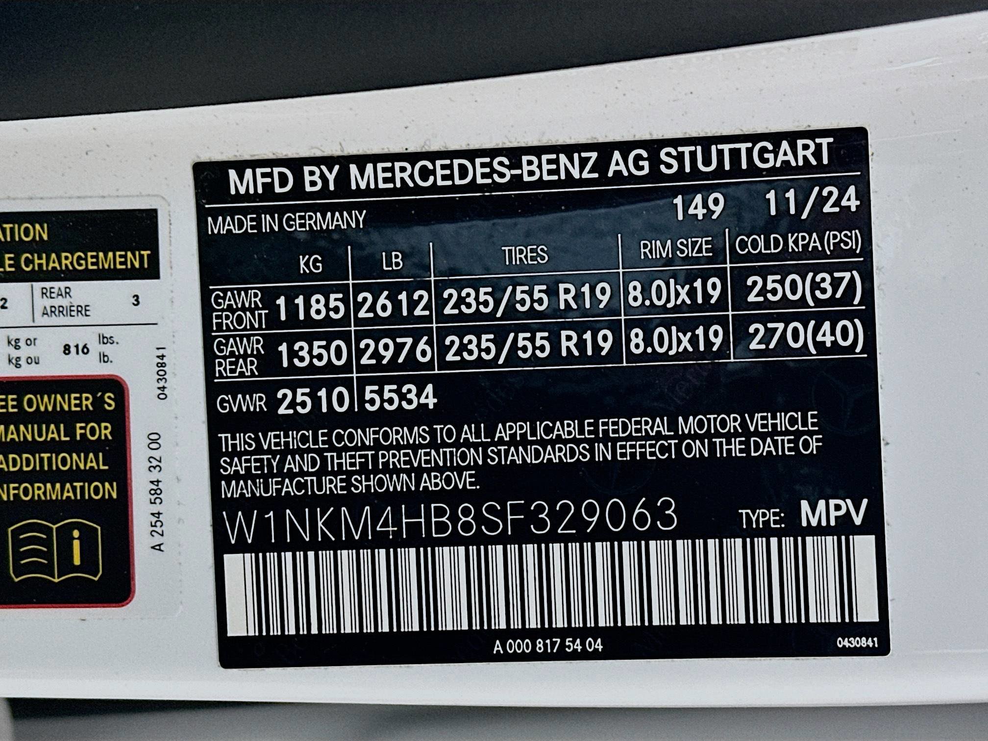 Used 2025 Mercedes-Benz GLC 300 4MATIC image 30