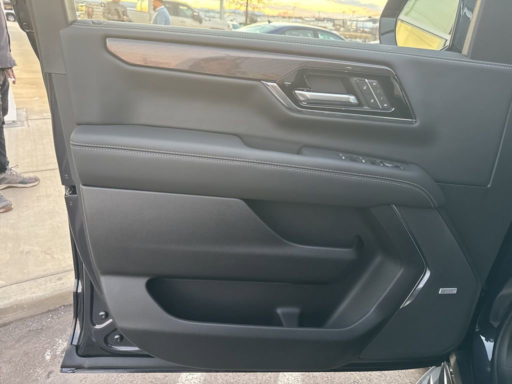 New 2026 GMC Yukon Elevation image 11