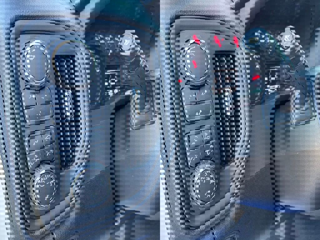 New 2026 Chevrolet Silverado 2500 Custom w/ Custom Value Package image 20