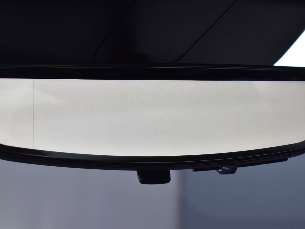 Certified 2025 Cadillac Escalade Sport Platinum w/ LPO, Floor Liner Package image 29