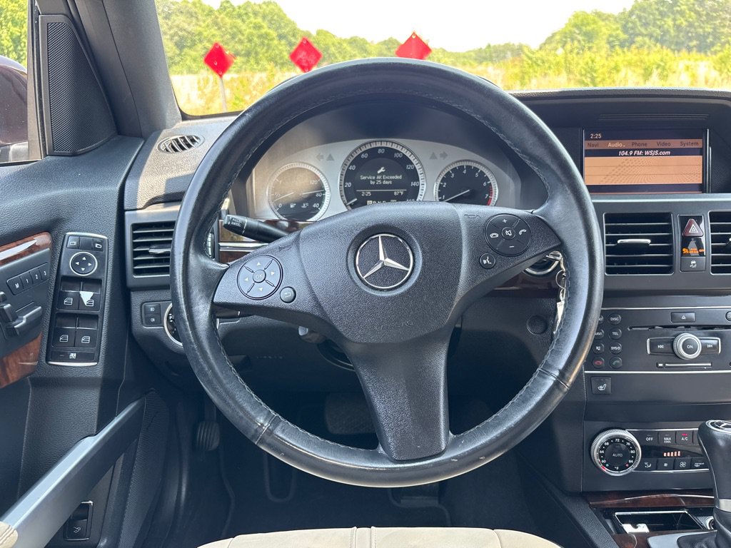 Used 2011 Mercedes-Benz GLK 350 4MATIC image 12
