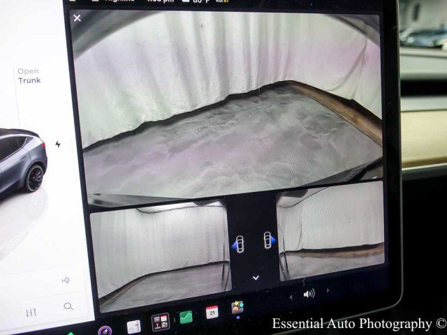 Used 2023 Tesla Model Y Performance AWD/4WD image 19