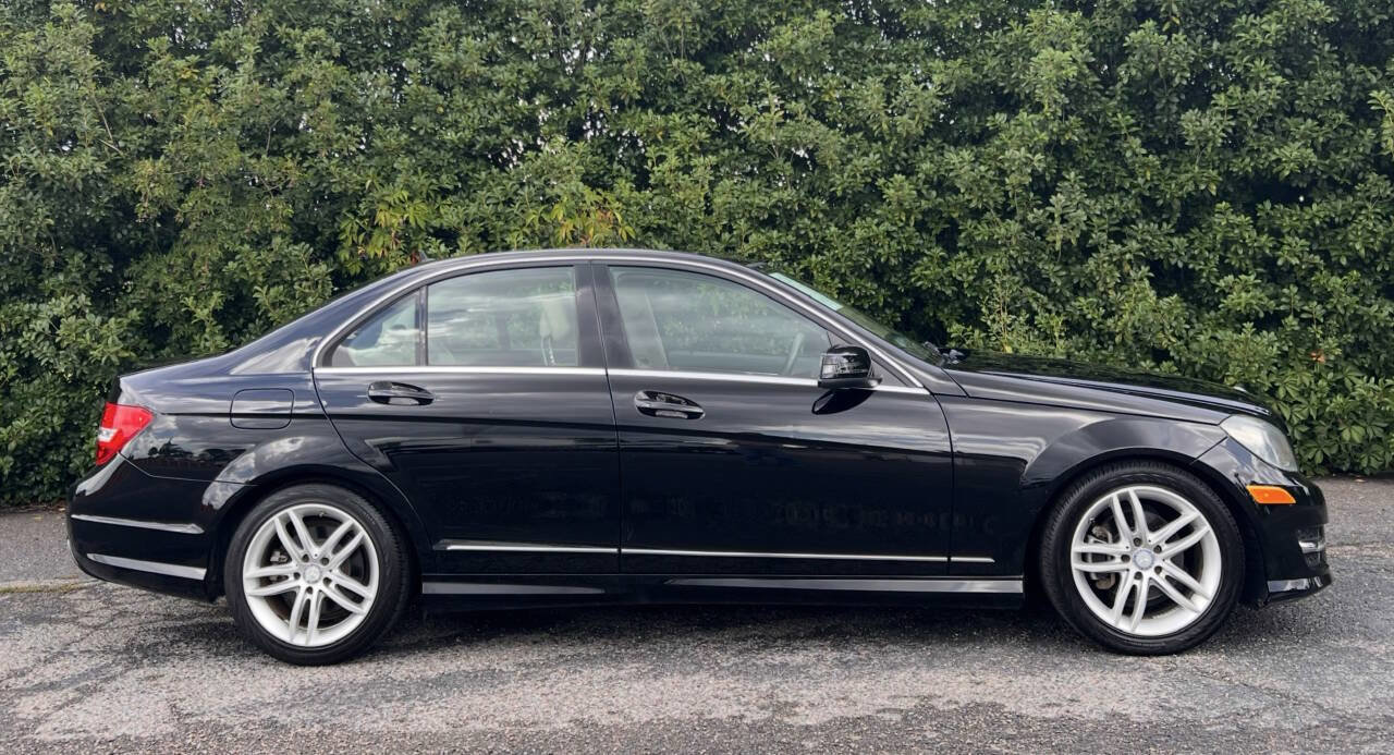 Used 2014 Mercedes-Benz C 250 Sedan image 9