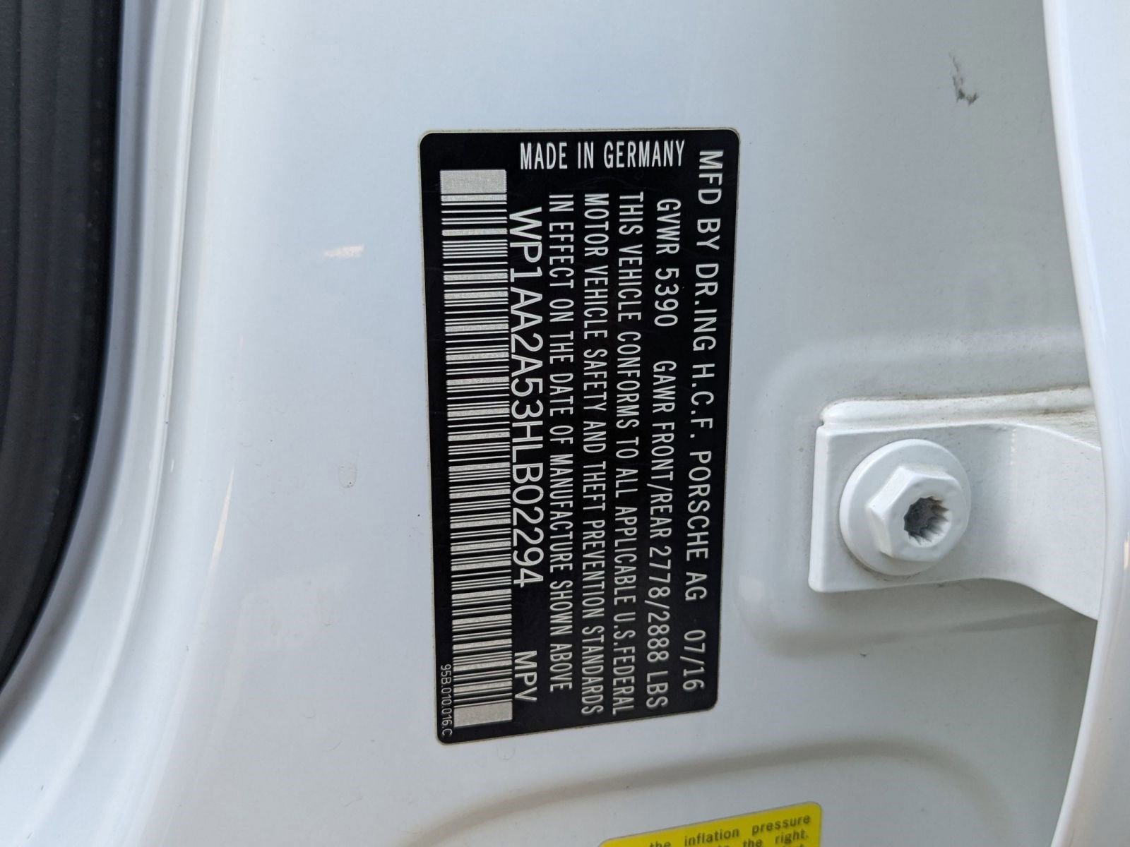 Used 2017 Porsche Macan image 29