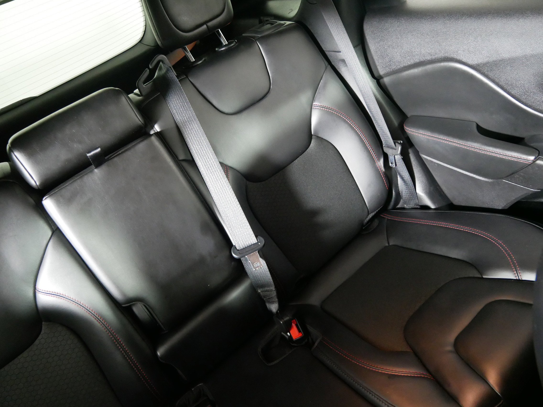 Used 2021 Jeep Cherokee Trailhawk w/ Trailer Tow Group image 14