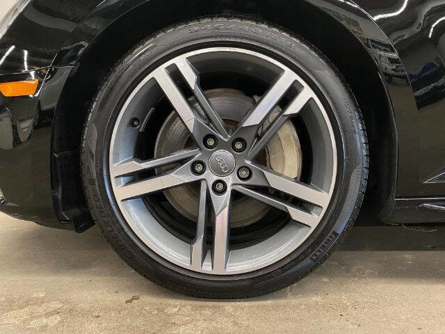 Used 2018 Audi A4 2.0T Premium Plus w/ Premium Plus Package AWD/4WD image 32