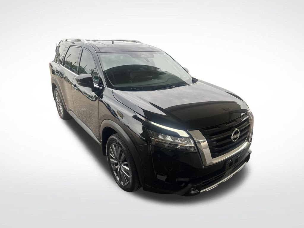 Certified 2024 Nissan Pathfinder SL w/ SL Premium Package AWD/4WD image 40