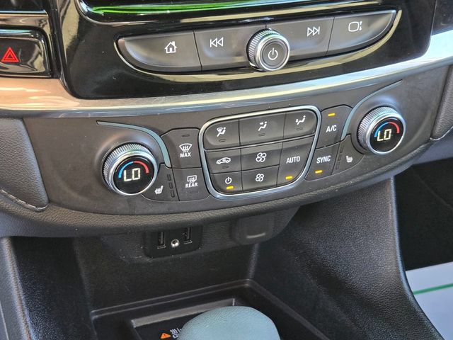 Used 2023 Chevrolet Traverse LT AWD/4WD image 28
