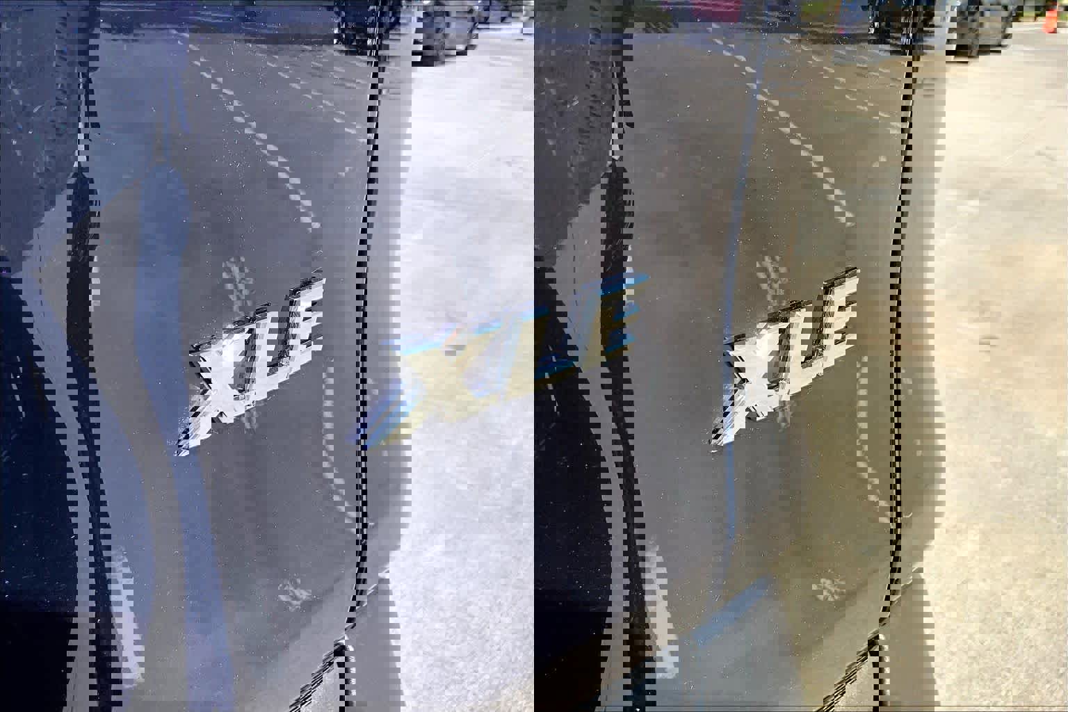 Used 2024 Toyota RAV4 XLE image 9