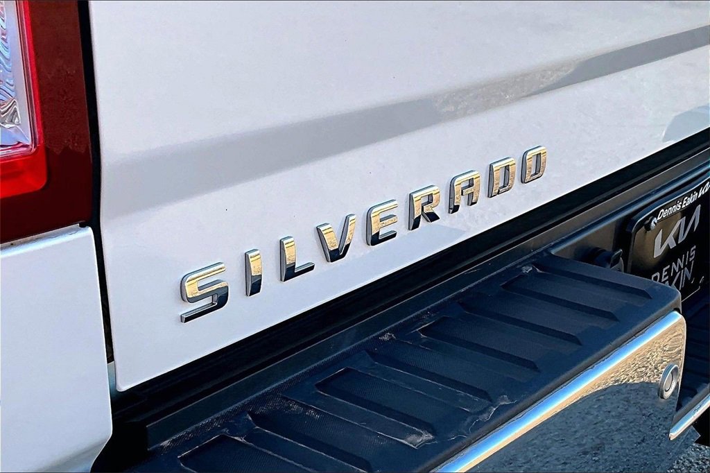 Used 2018 Chevrolet Silverado 1500 LTZ w/ Texas Edition image 33