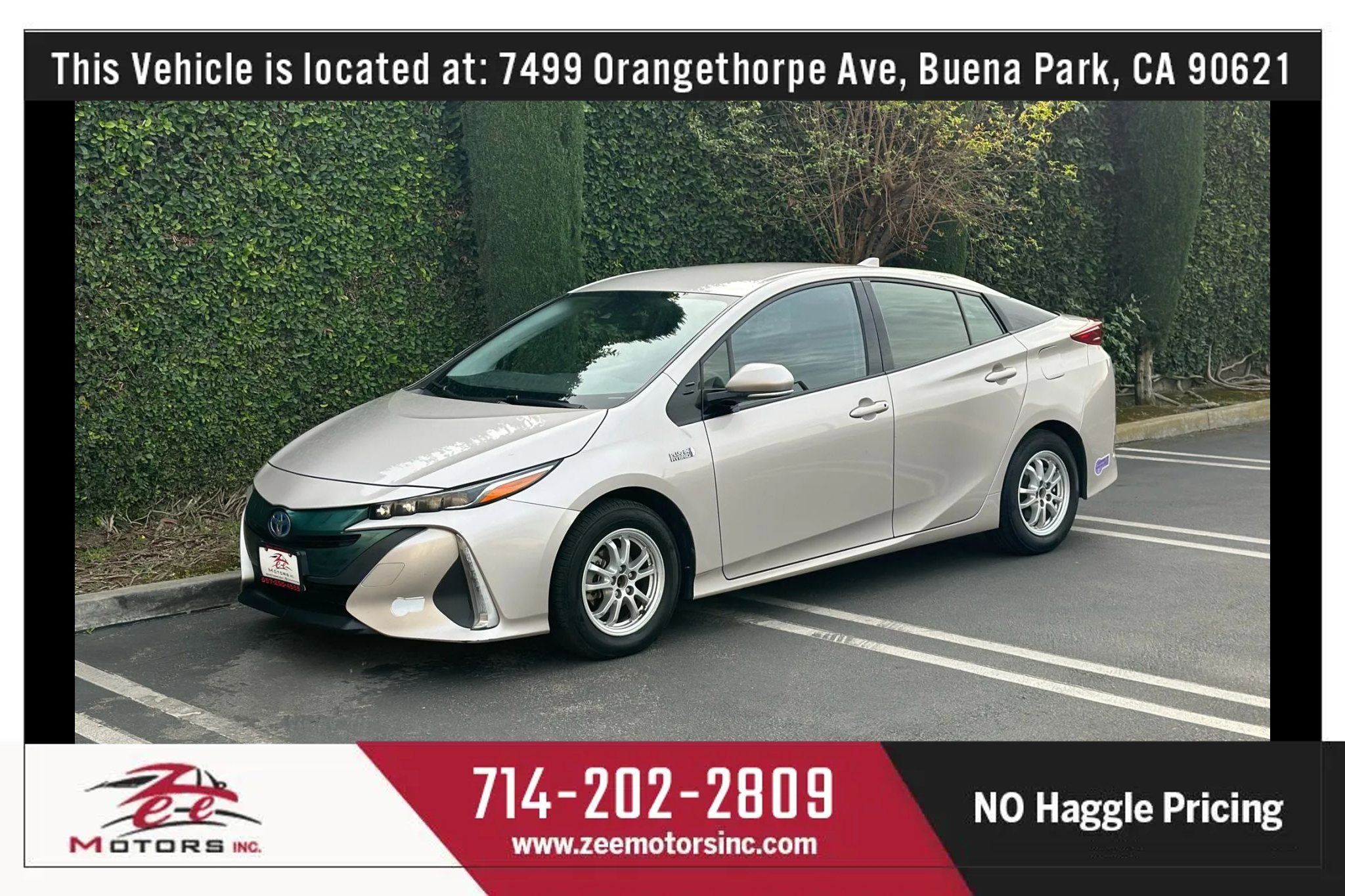 Used 2019 Toyota Prius Prime Plus w/ Carpet Mat Package FWD image 12