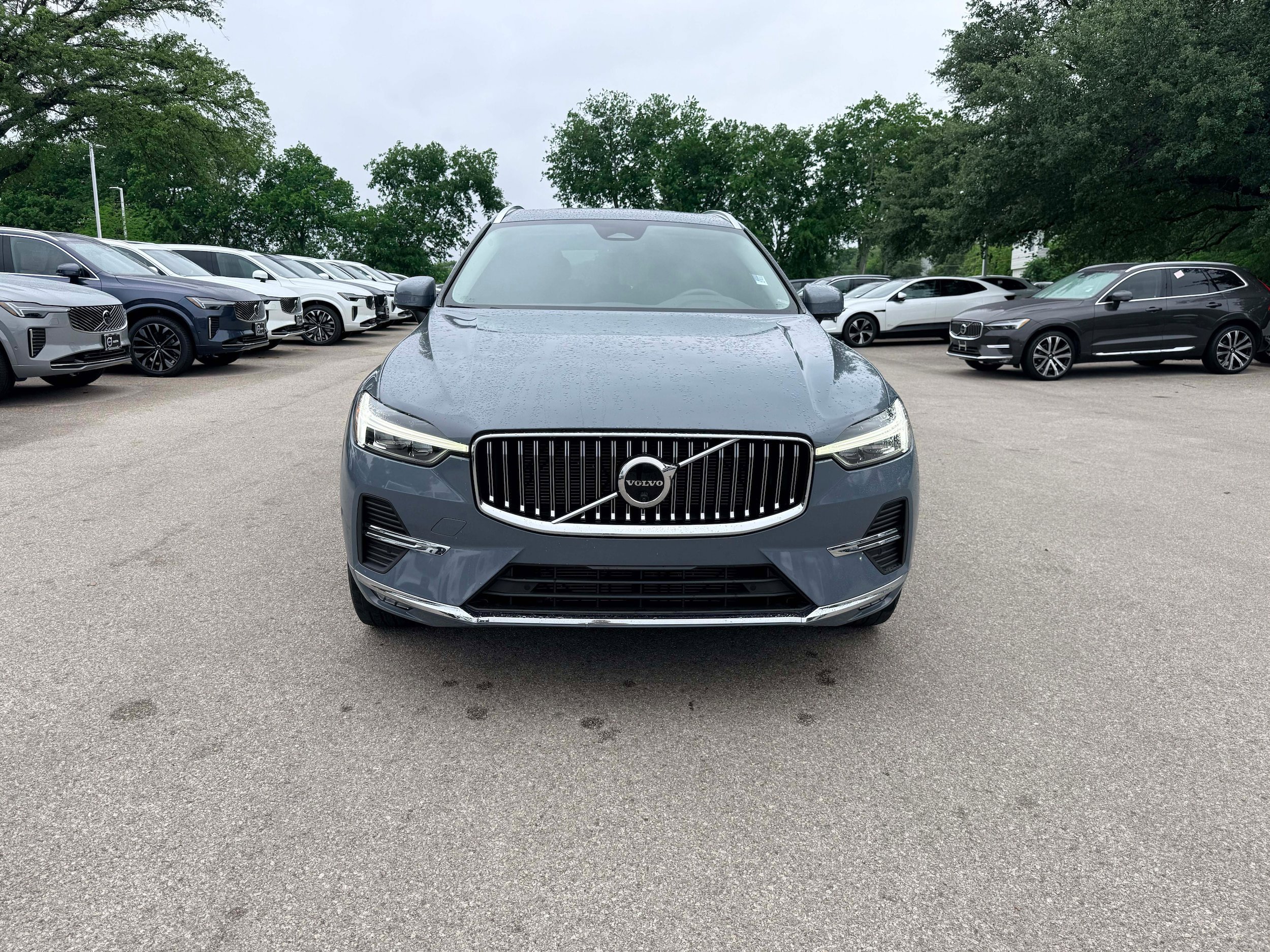 Certified 2023 Volvo XC60 B5 Plus FWD image 8