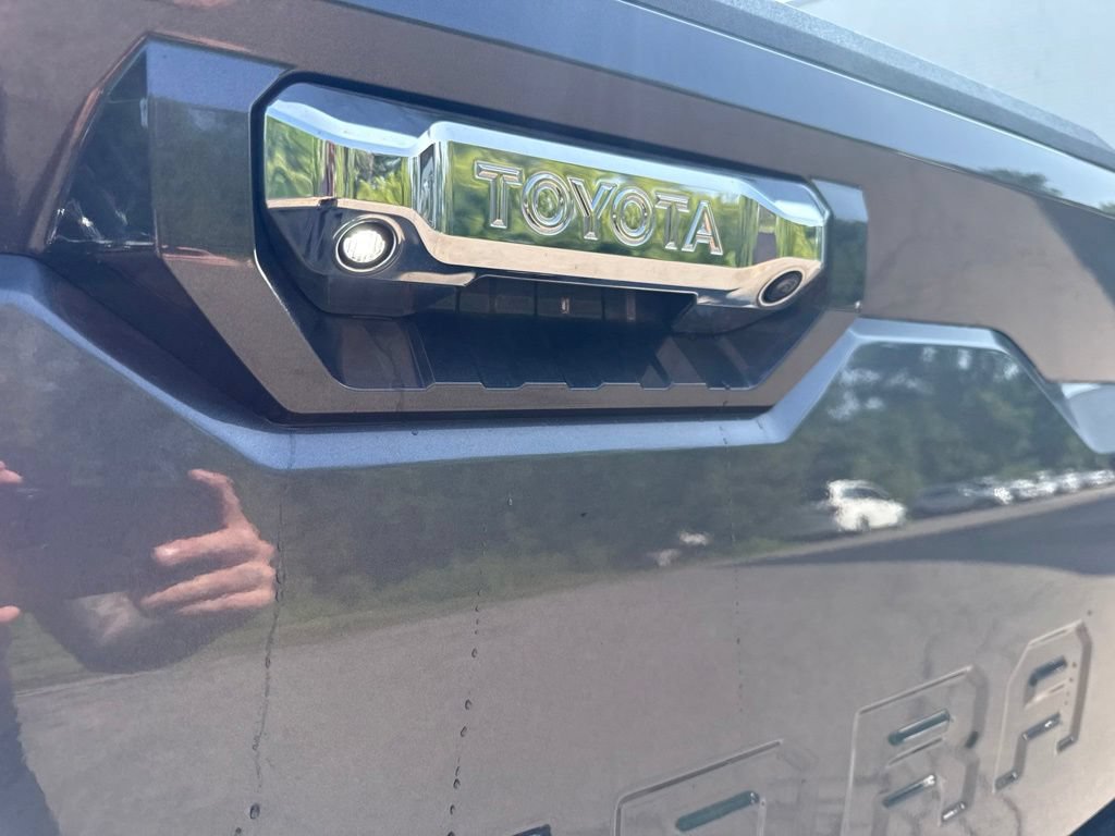 Used 2023 Toyota Tundra Limited w/ Power Package AWD/4WD image 14