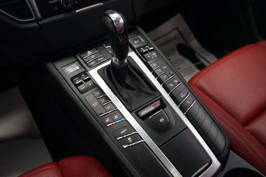 Used 2015 Porsche Macan S w/ Premium Package Plus image 42