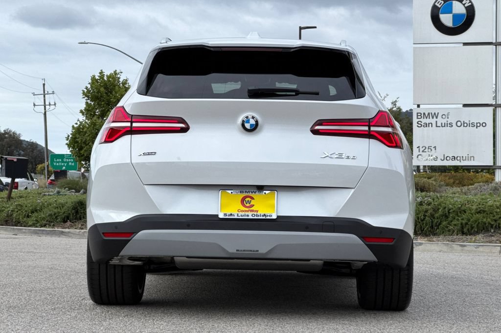 New 2026 BMW X3 xDrive30i w/ Premium Package AWD/4WD image 4