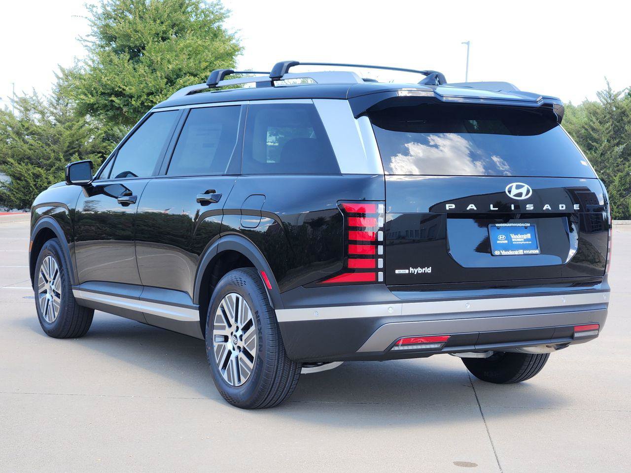 New 2027 Hyundai Palisade SEL Premium FWD image 3