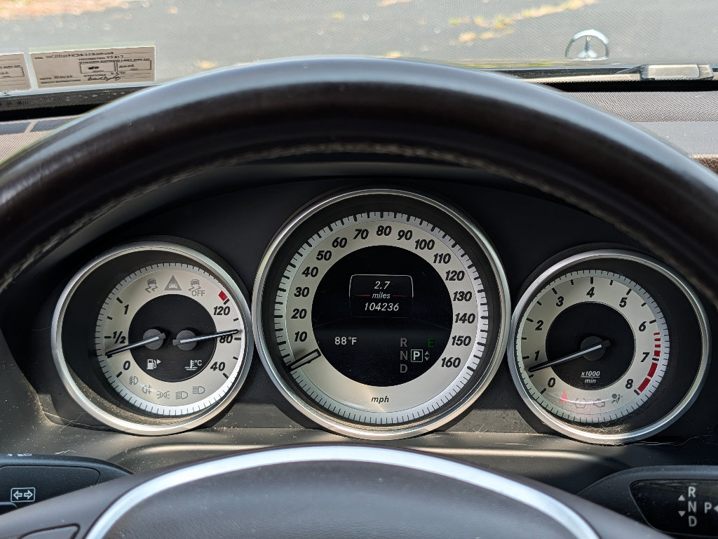 Used 2015 Mercedes-Benz E 350 4MATIC Sedan w/ Premium 1 Package image 23