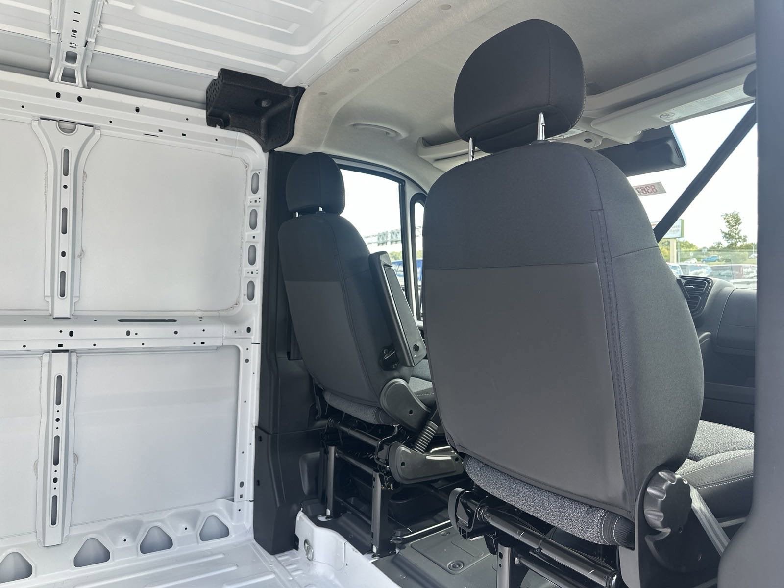 New 2025 RAM ProMaster 1500 w/ Convenience Group image 22