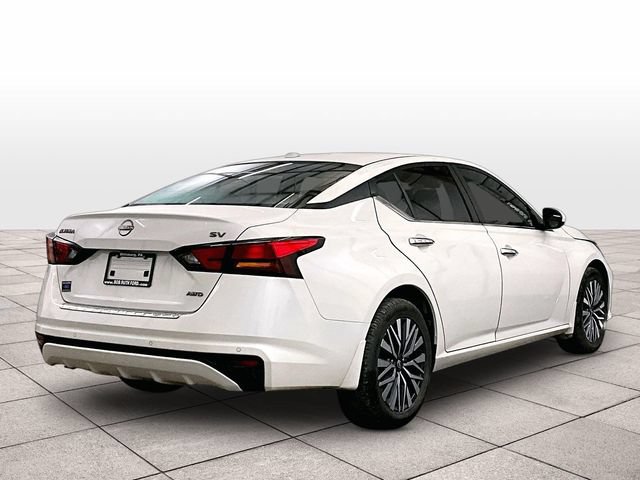 Used 2023 Nissan Altima 2.5 SV AWD/4WD image 11