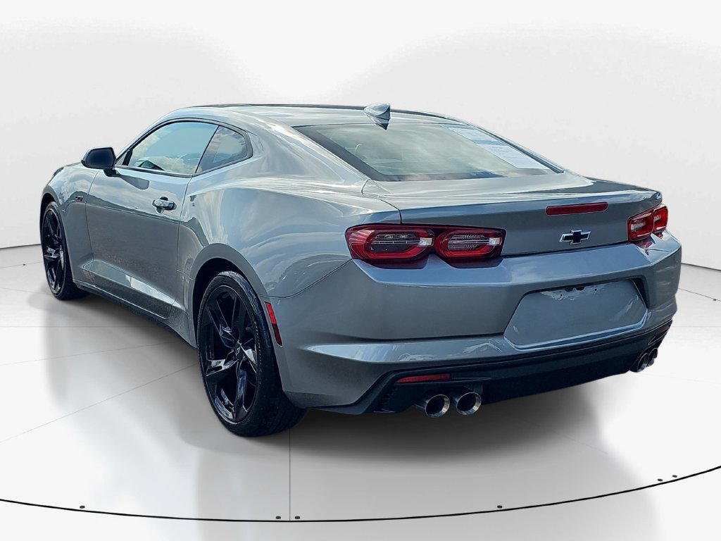 Used 2024 Chevrolet Camaro LT w/ Technology Package RWD image 8