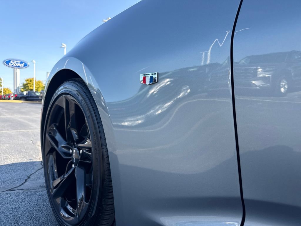 Used 2023 Chevrolet Camaro LT w/ RS Package image 13