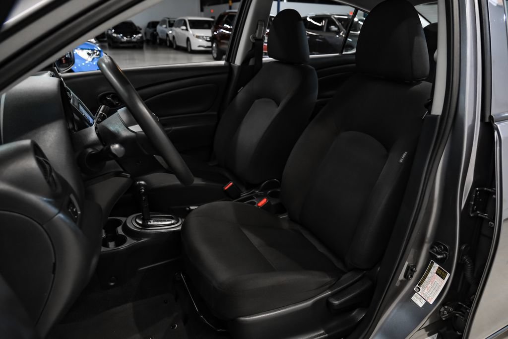 Used 2019 Nissan Versa S Plus FWD image 30
