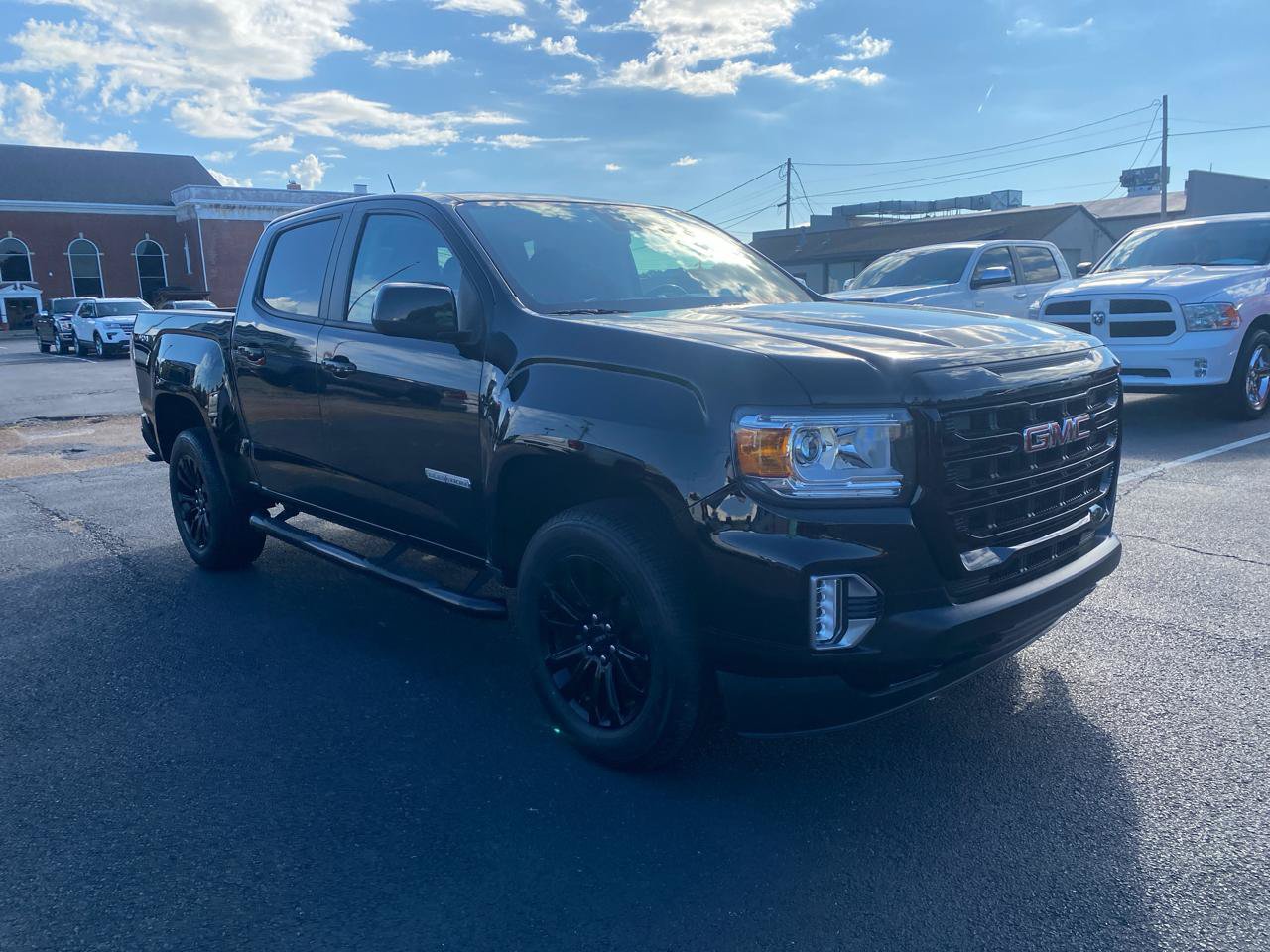 Used 2021 GMC Canyon Elevation w/ Trailering Package AWD/4WD image 3