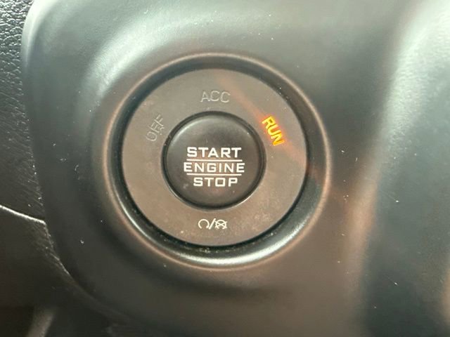 Used 2021 Jeep Gladiator Sport image 25