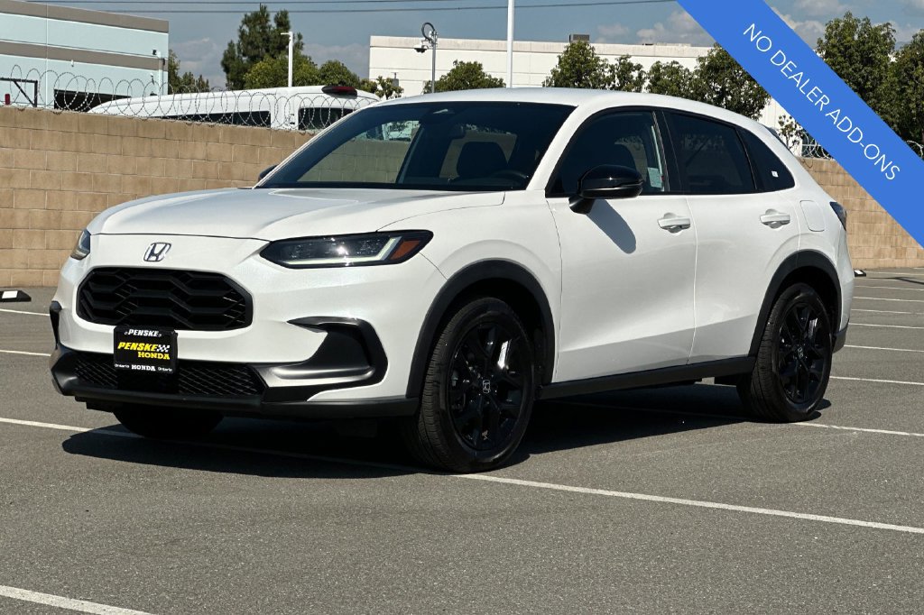 Certified 2025 Honda HR-V Sport image 8