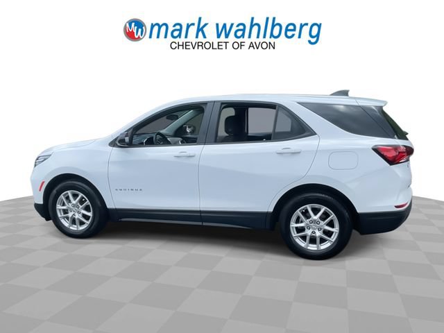 Certified 2024 Chevrolet Equinox LS w/ LS Convenience Package FWD image 5