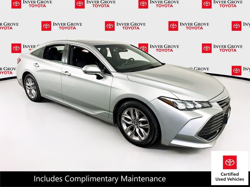 Certified 2019 Toyota Avalon XLE w/ Moonroof Package image 3