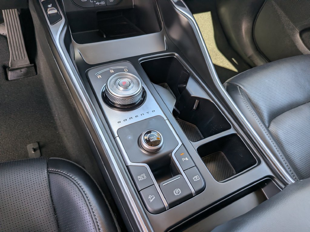 Certified 2025 Kia Sorento EX FWD image 30