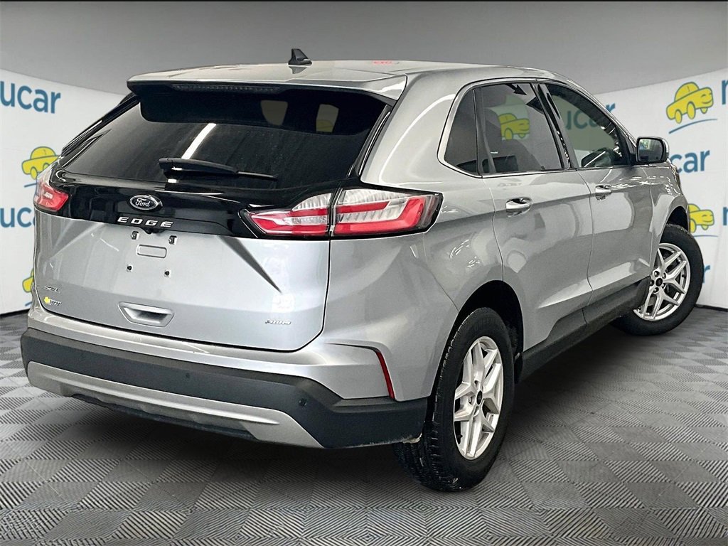 Used 2023 Ford Edge SEL image 6