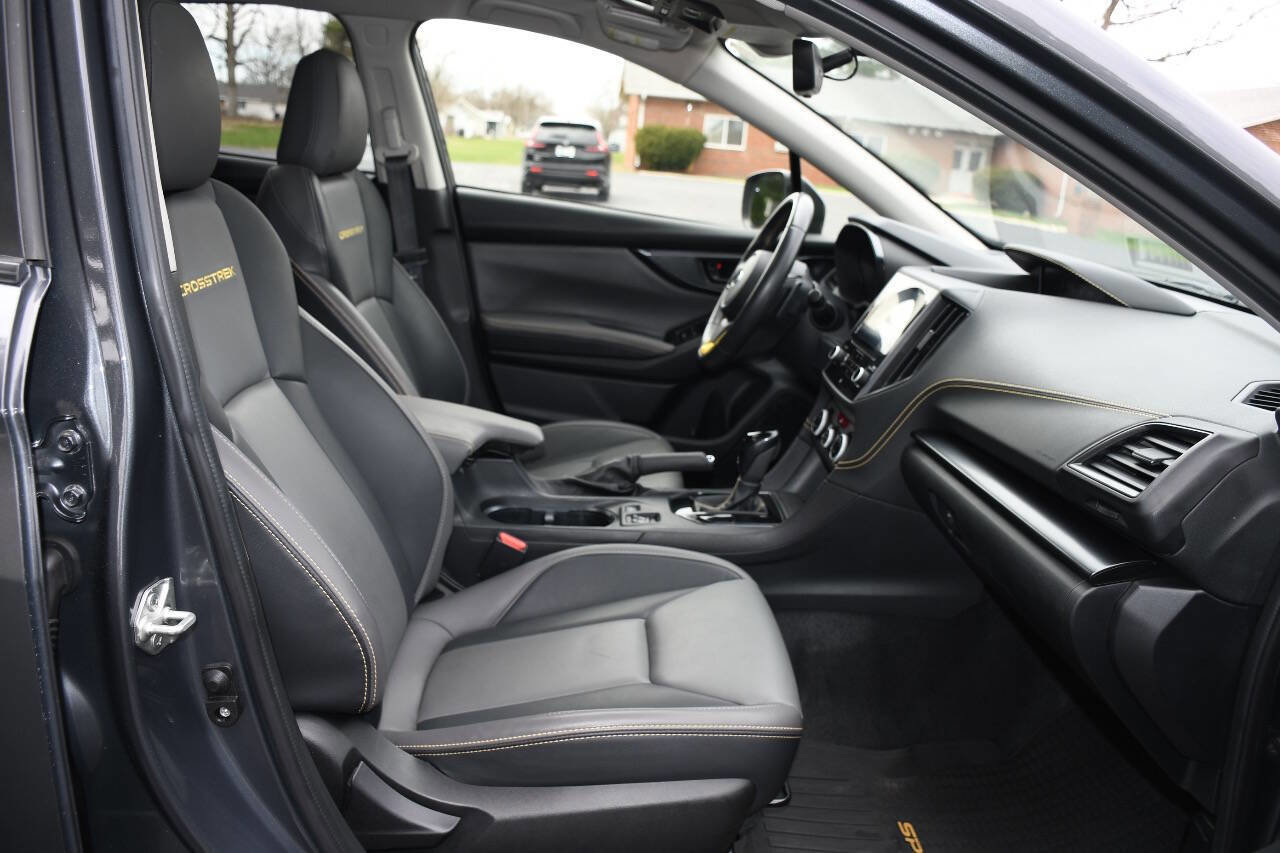 Used 2021 Subaru Crosstrek 2.5i Sport w/ Moonroof Package image 21