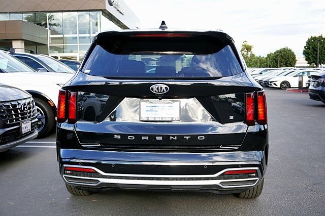 Used 2021 Kia Sorento S FWD image 5