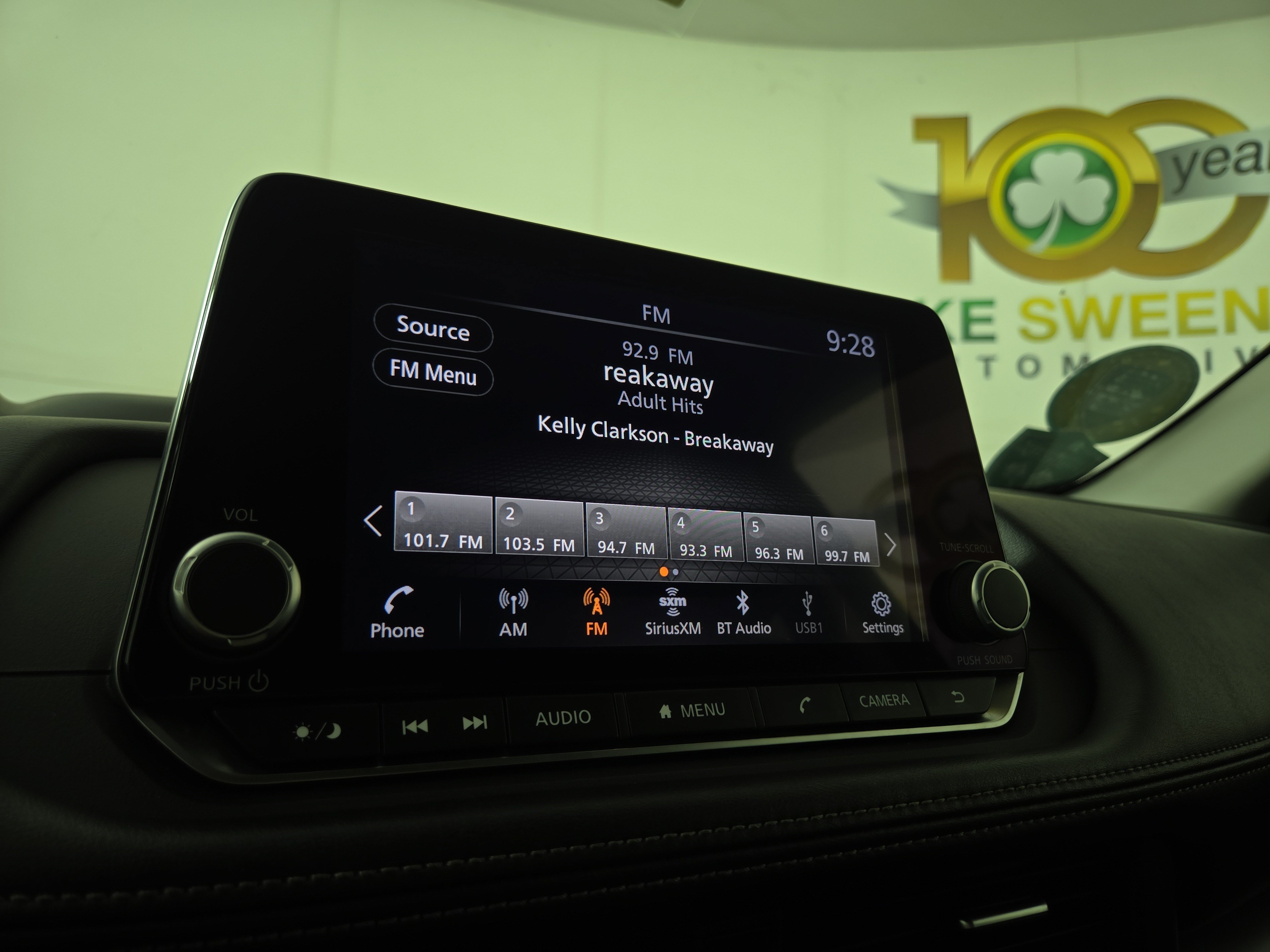 Used 2025 Nissan Rogue SV AWD/4WD image 18