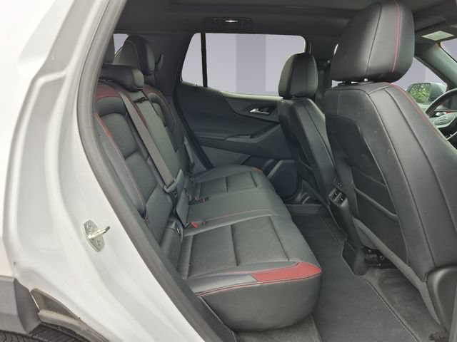 Certified 2025 Chevrolet Equinox RS w/ Safety and Technology Package AWD/4WD image 18