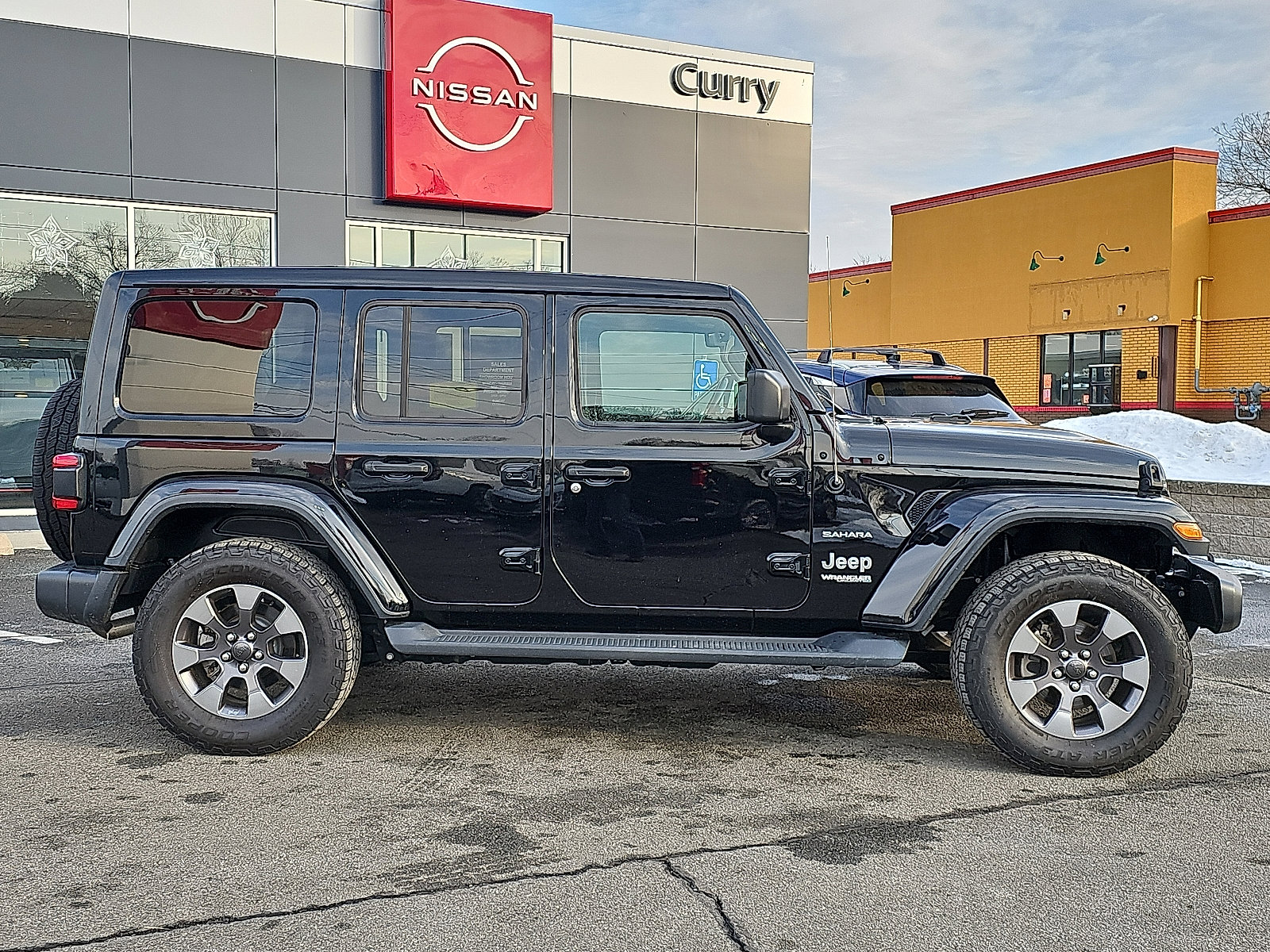 Used 2020 Jeep Wrangler Unlimited Sahara image 7