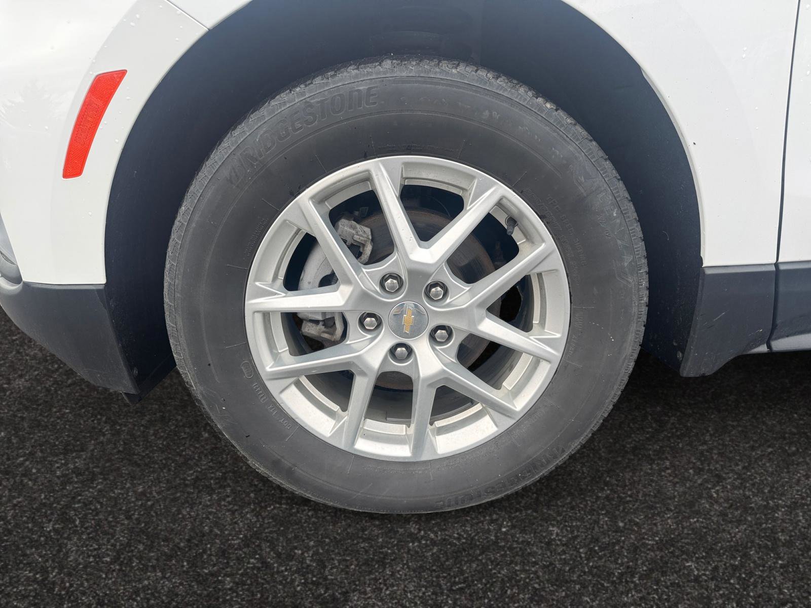 Used 2022 Chevrolet Equinox LT AWD/4WD image 14