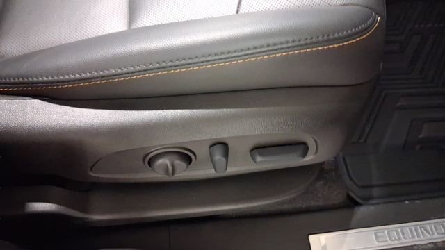 Used 2022 Chevrolet Equinox Premier image 19