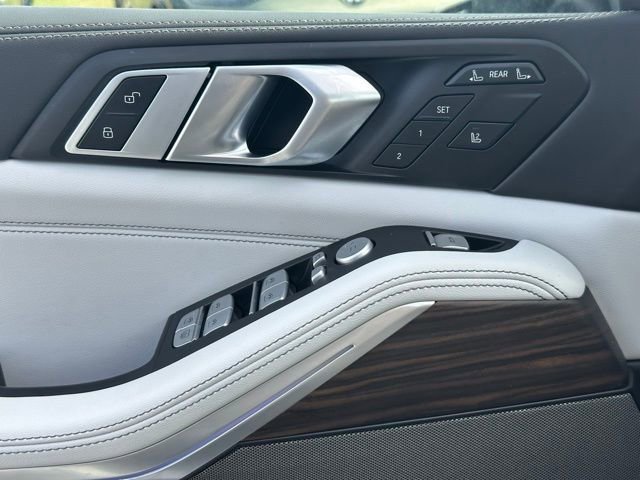 Certified 2025 BMW X7 xDrive40i w/ Premium Package image 25