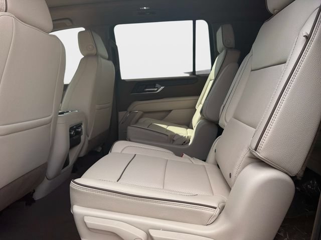 New 2026 GMC Yukon XL Denali w/ Sun & Power Step Package AWD/4WD image 12