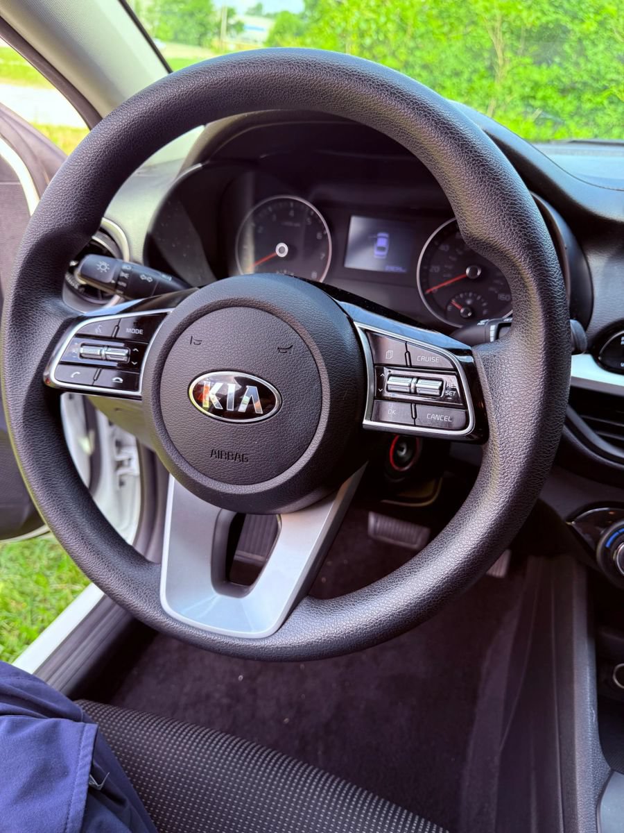 Used 2019 Kia Forte LXS FWD image 13