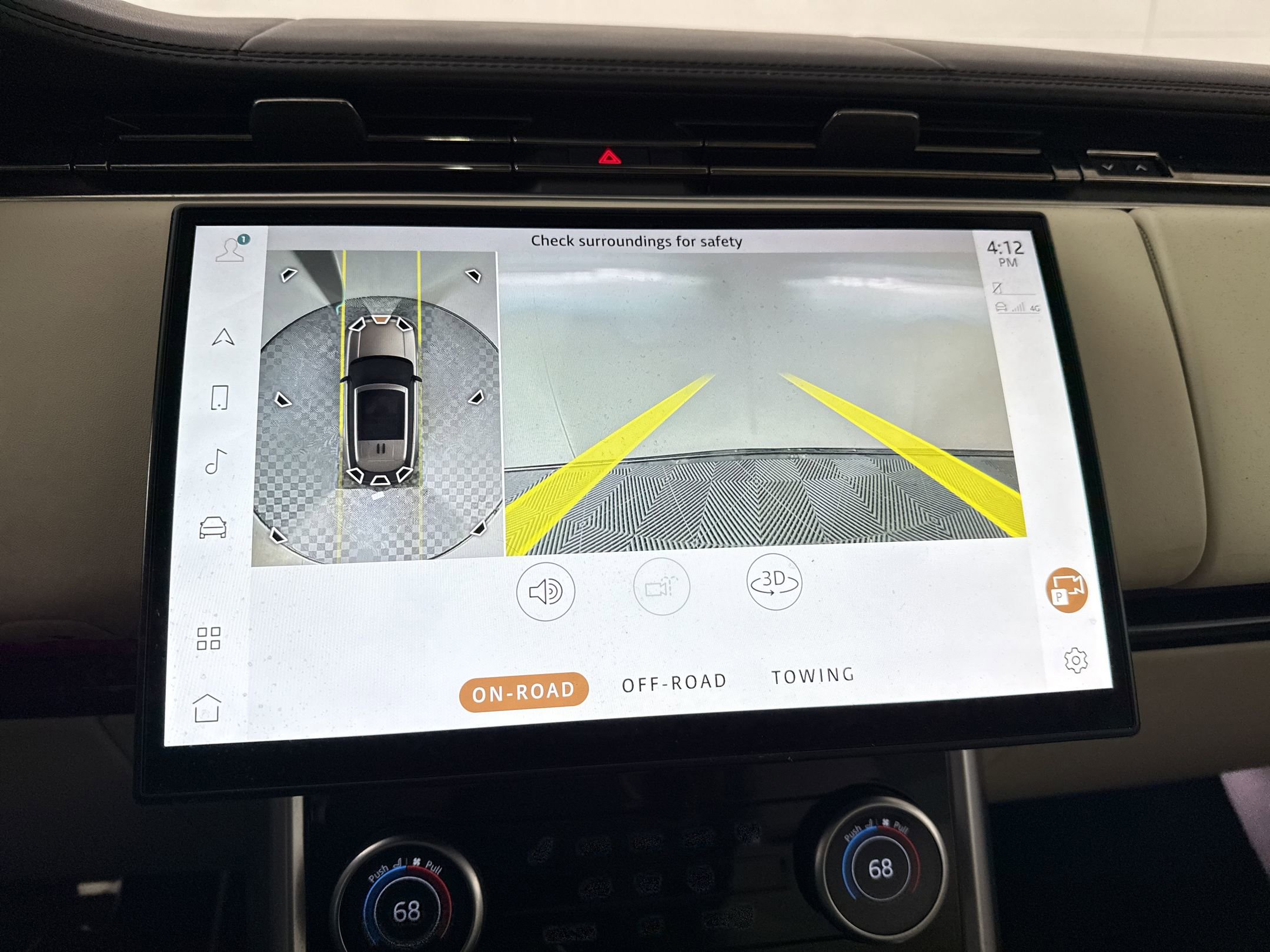 Used 2023 Land Rover Range Rover SE image 21