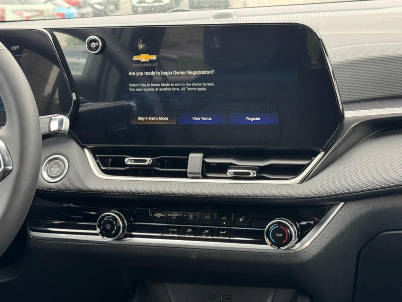New 2026 Chevrolet Equinox LT w/ Safety and Technology Package FWD image 8