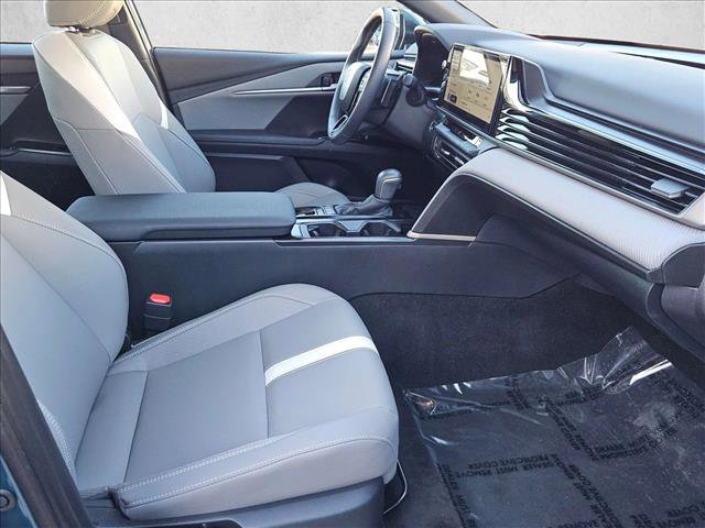 Used 2025 Toyota Camry SE image 20